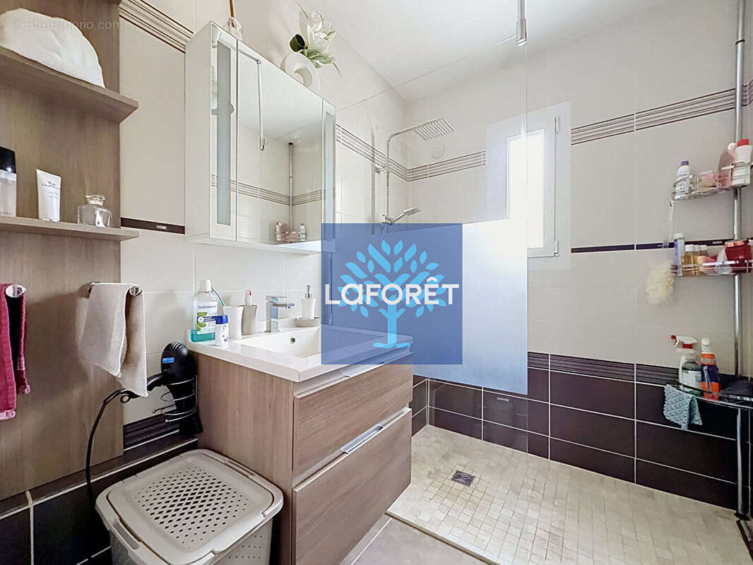 Maison 125 m² à Elancourt  - photo 4
