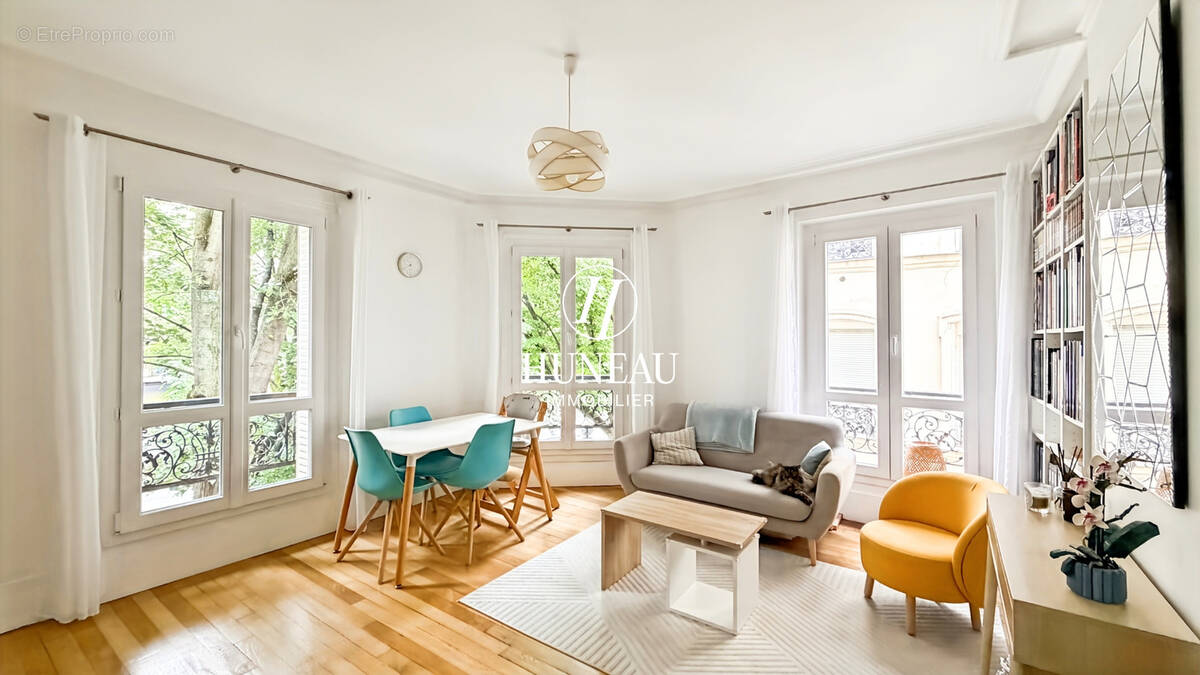 Appartement à PARIS-20E