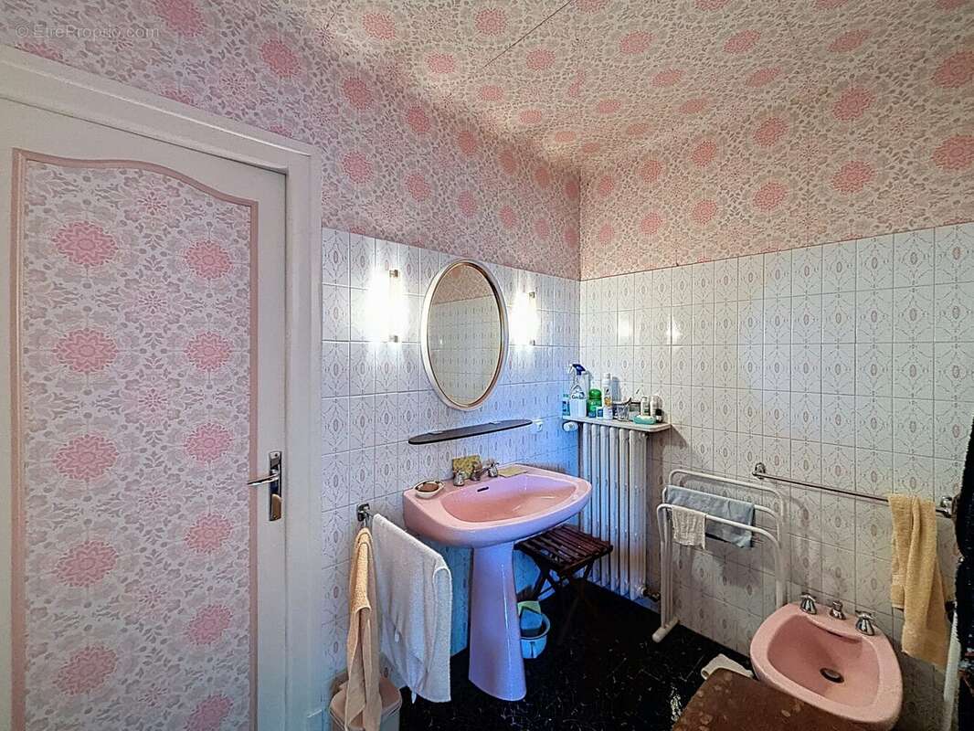 Maison à LA CHAUSSEE-SAINT-VICTOR
