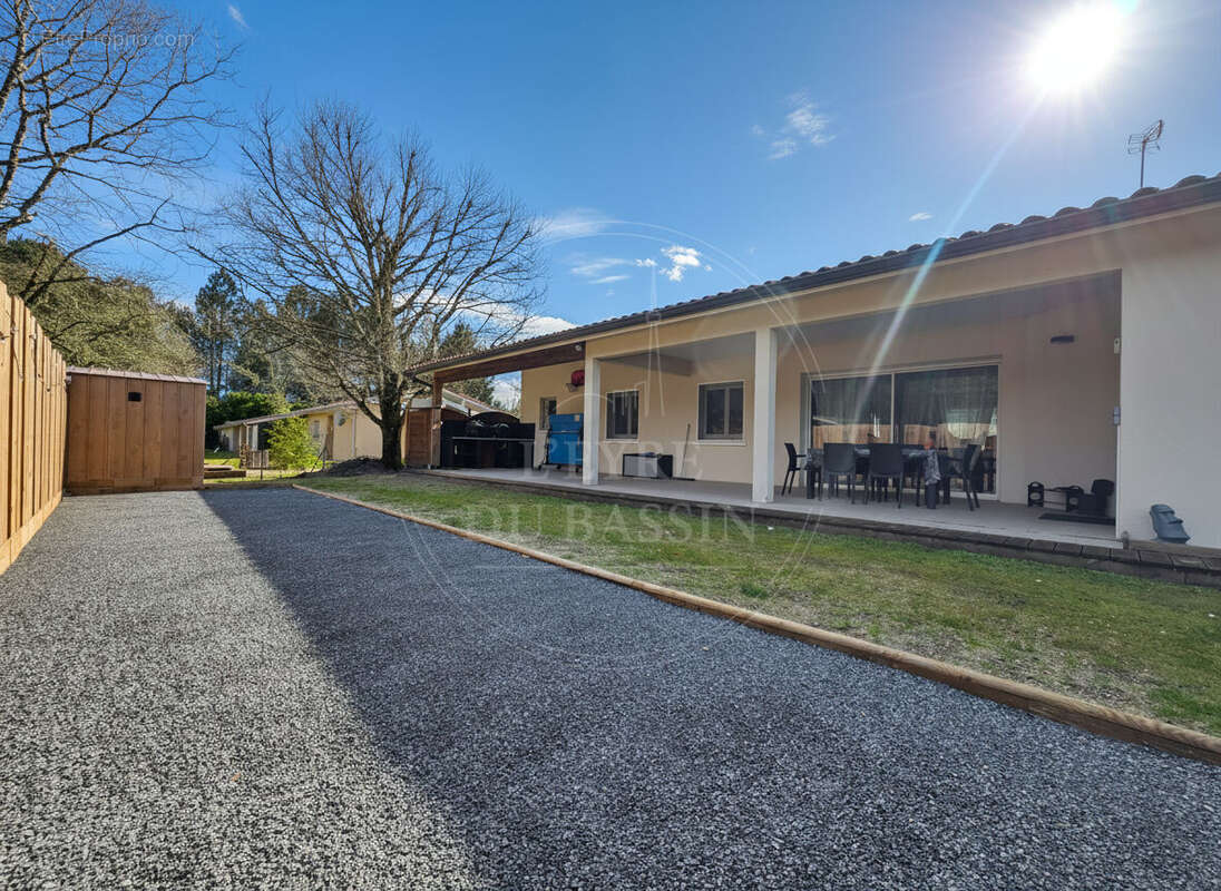 Maison 133 m² + T2 Mios + double garage - photo 15