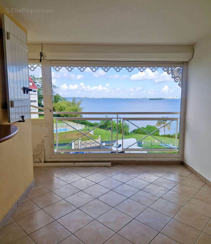 Appartement à PETIT-BOURG
