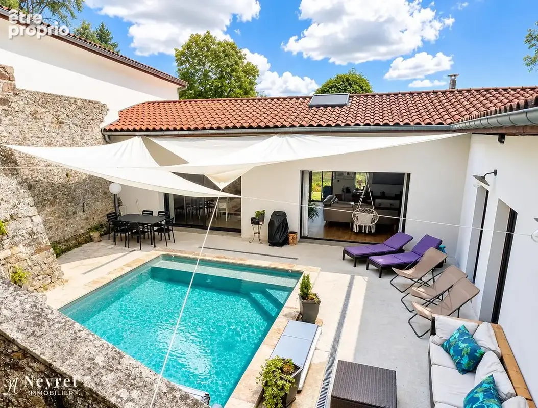 Maison à CELLIEU