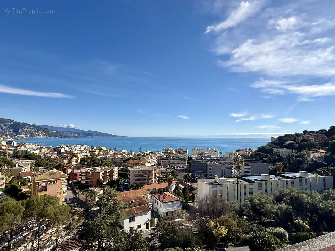 Appartement à ROQUEBRUNE-CAP-MARTIN