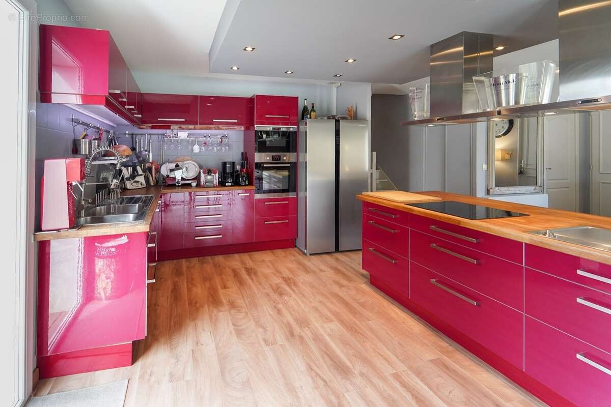 Dpt Haute Garonne (31), à vendre  maison P7 de 183 m² - Terrain de 1 816,00 m² - photo 7