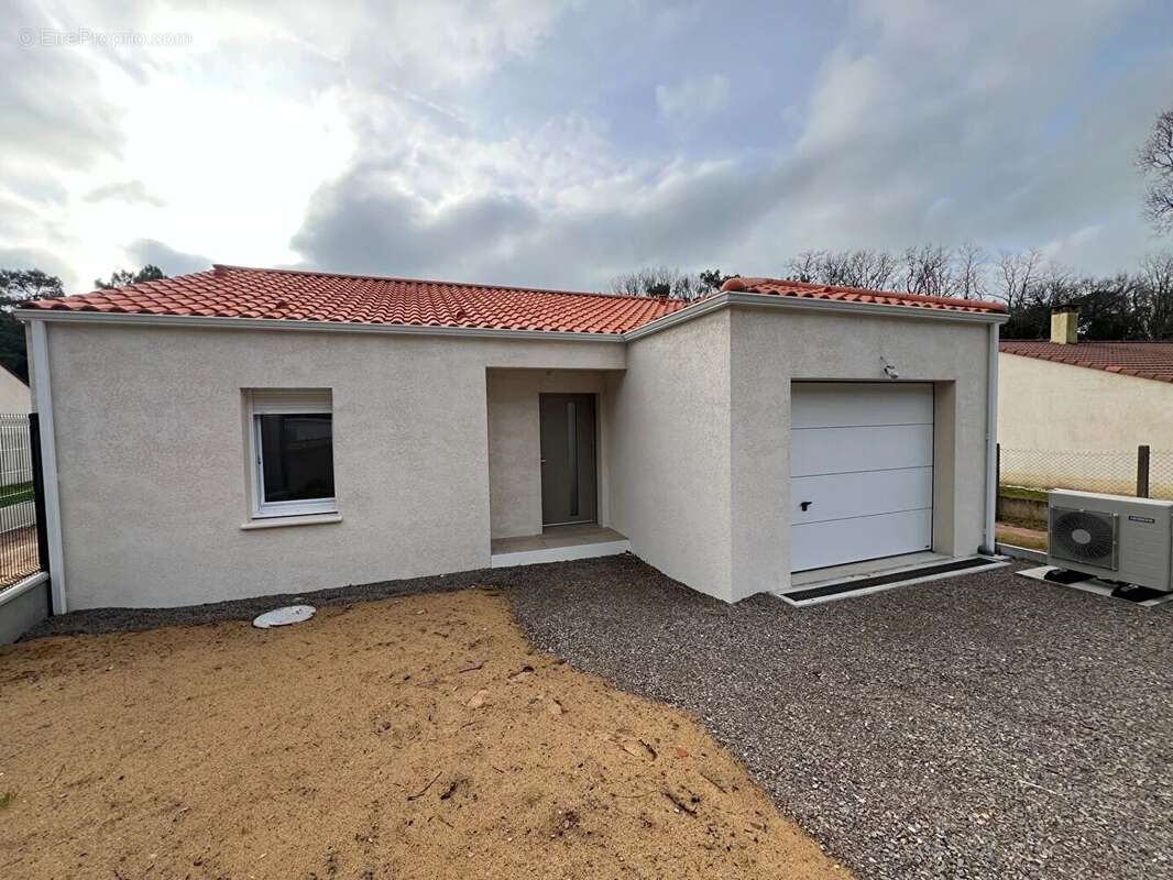 Maison à JARD-SUR-MER