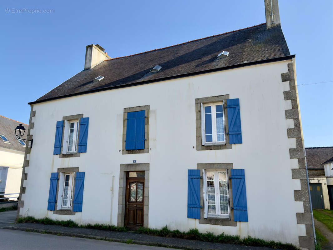 Maison à LANDUDAL