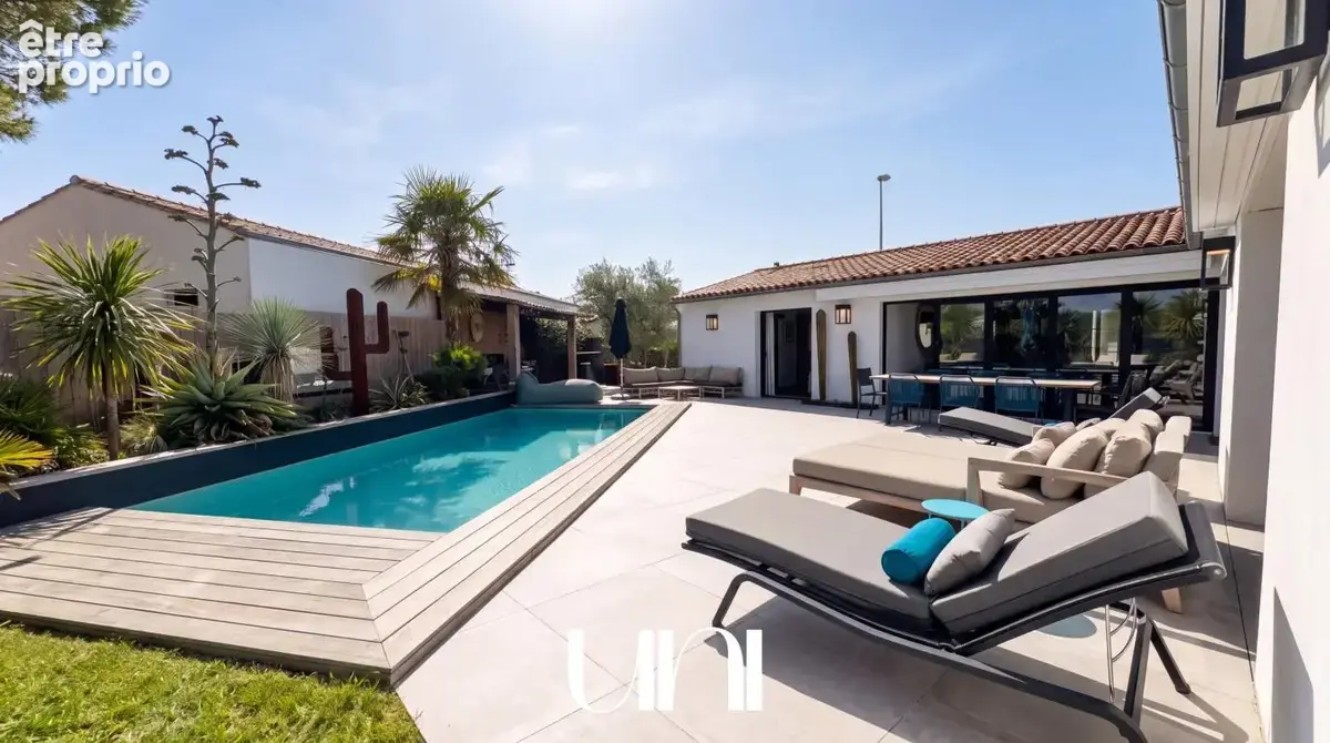 Maison 6 pièces de 277 m2 avec piscine et dépendance - Le-Bois-Plage-en-Ré - photo 11