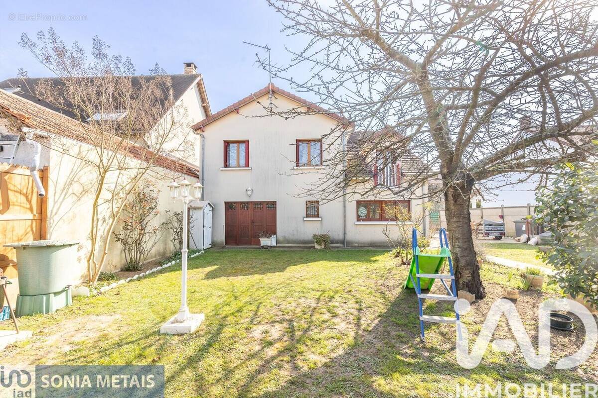 Photo 1 - Maison à SAVIGNY-SUR-ORGE