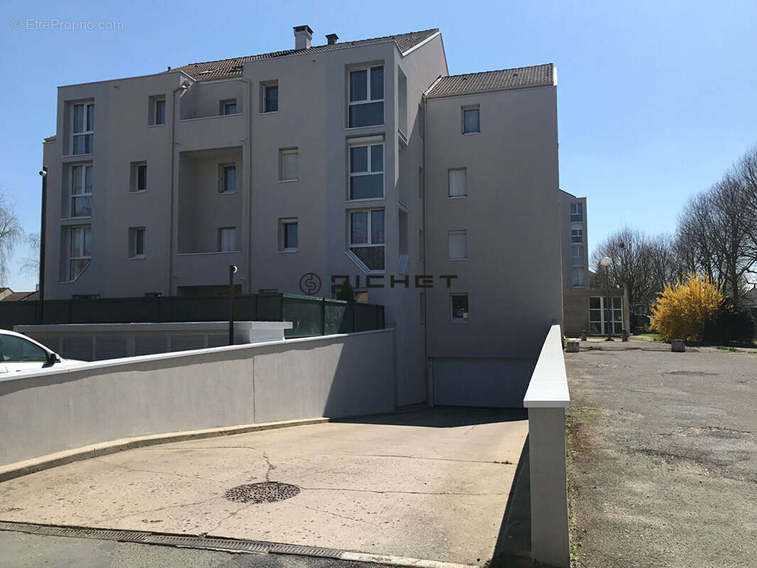 Appartement à ELANCOURT