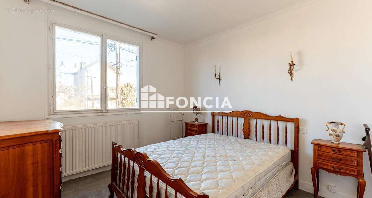 Maison à GOURNAY-SUR-MARNE