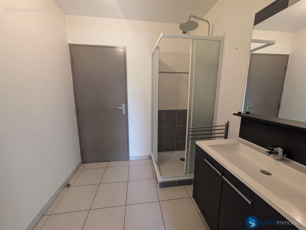 Appartement à LA VALETTE-DU-VAR