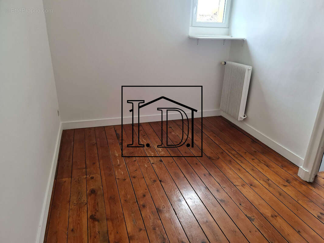 2ème CHAMBRE côté Jardin - Maison à BERGERAC