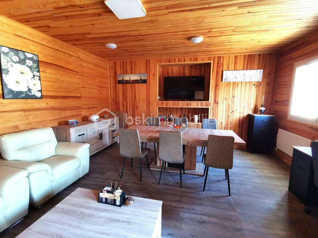 Grande propriété au calme, 8 pièces, 192 m² Habitables, à 45 minutes des plages ! - photo 10