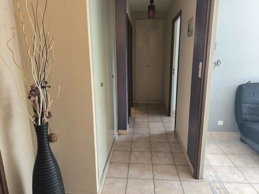 Appartement meuble - photo 3