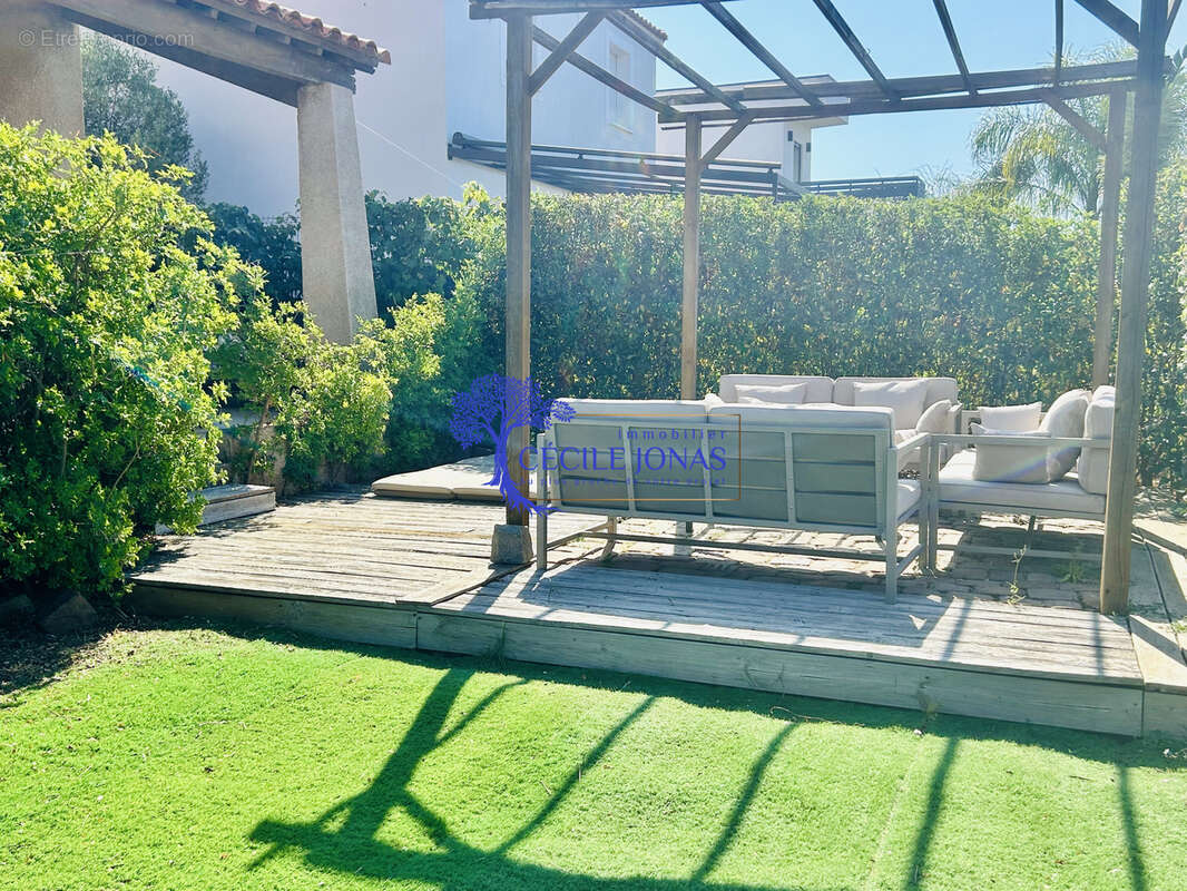 Maison à HYERES