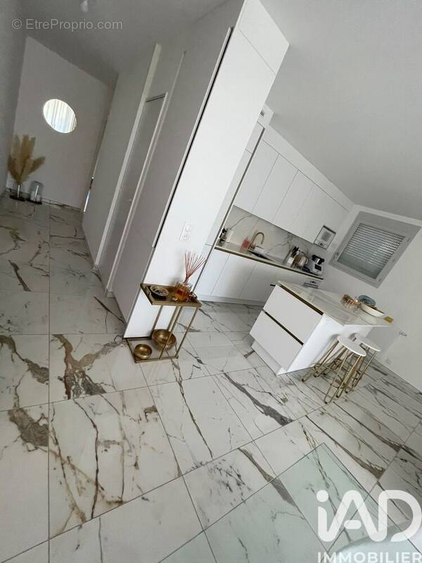 Photo 1 - Appartement à SAINT-GENIS-POUILLY