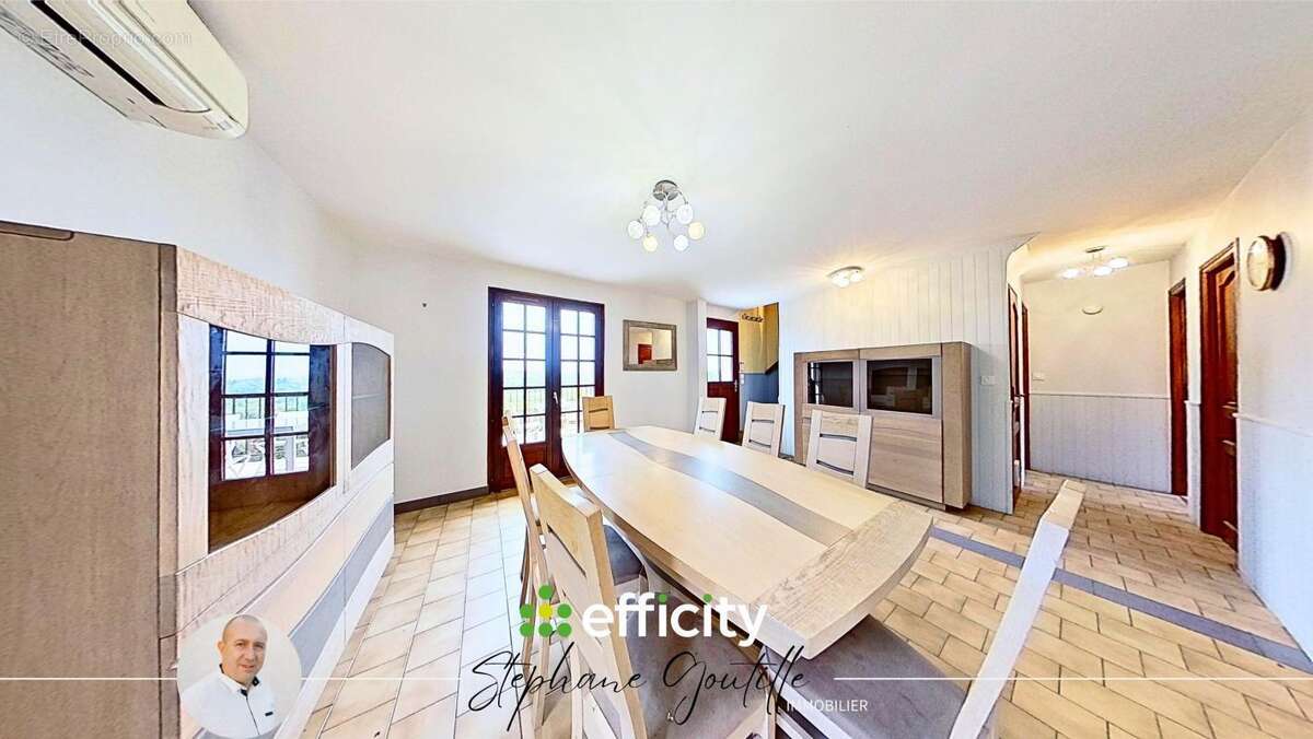 Maison à LE BOIS-D&#039;OINGT