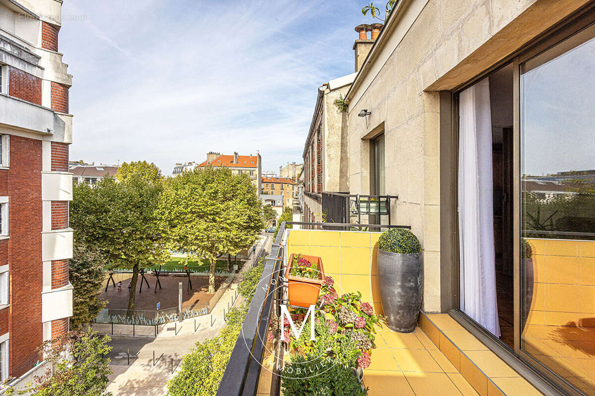 Appartement à MONTROUGE