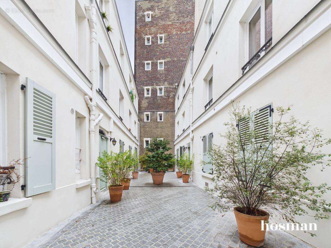 Appartement à PARIS-18E