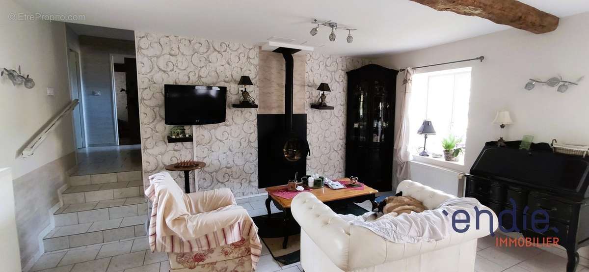 Maison à CHATILLON-SUR-INDRE