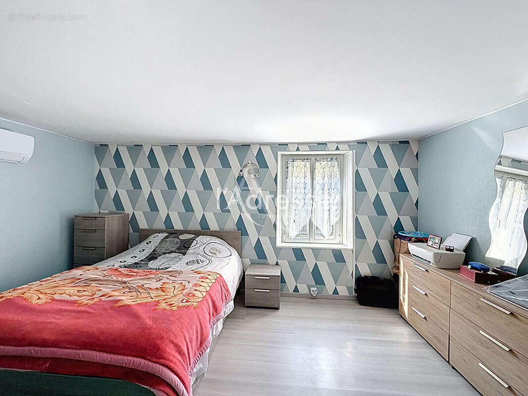 Maison à NANTEUIL-LES-MEAUX