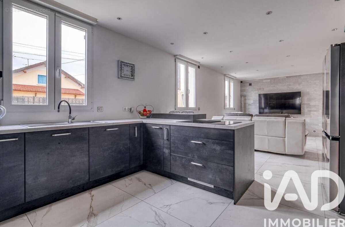 Photo 3 - Maison à MITRY-MORY