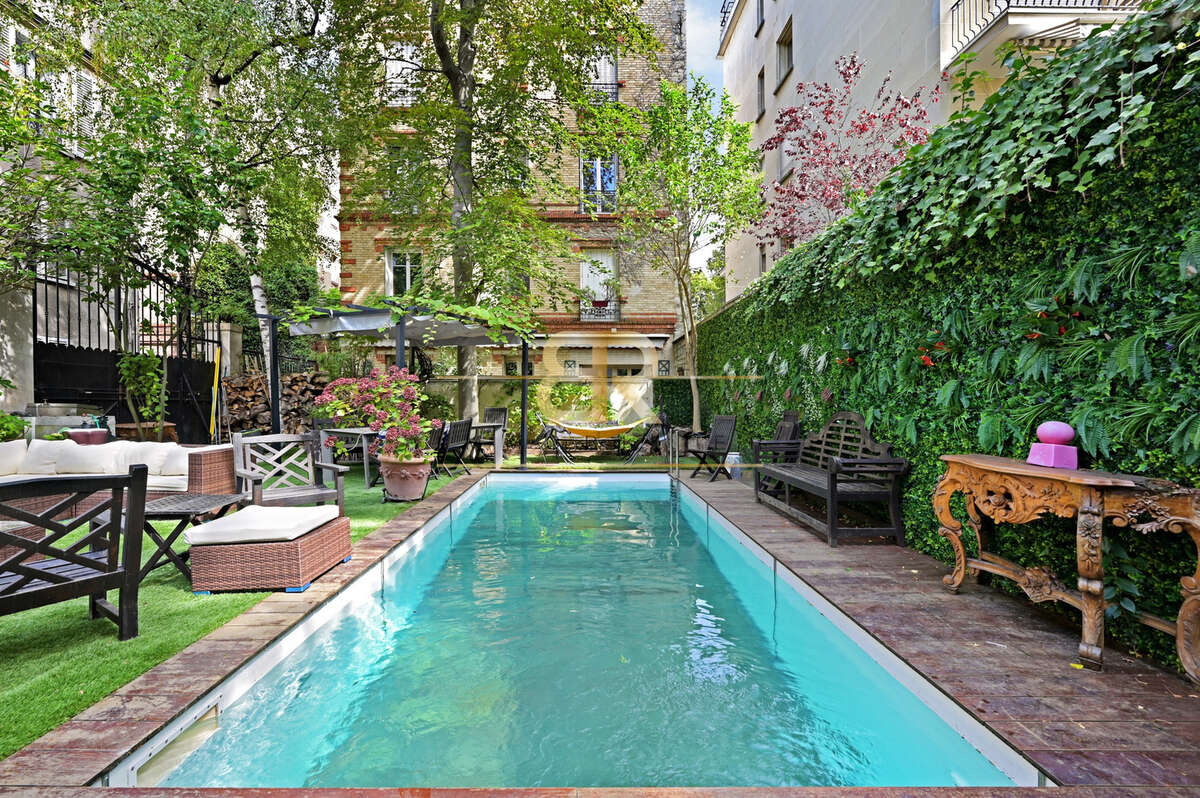 Maison à NEUILLY-SUR-SEINE