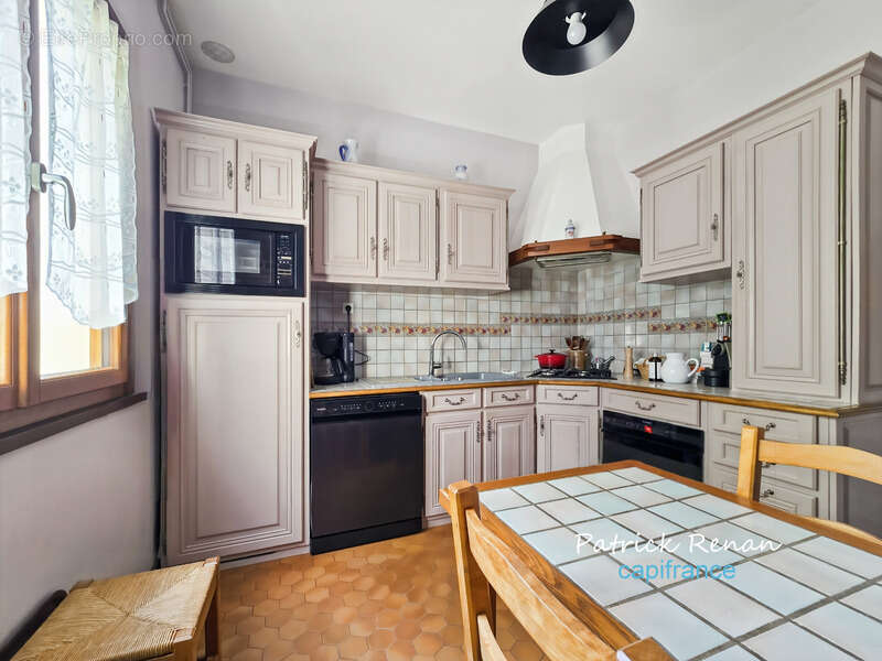 Maison à SAINT-CYR-L'ECOLE