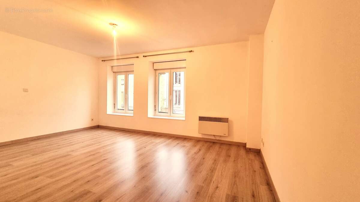 Maison à CHARLEVILLE-MEZIERES