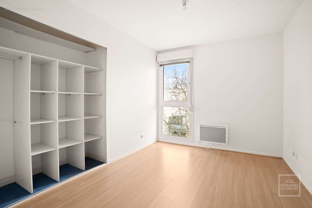 Appartement à SATHONAY-CAMP