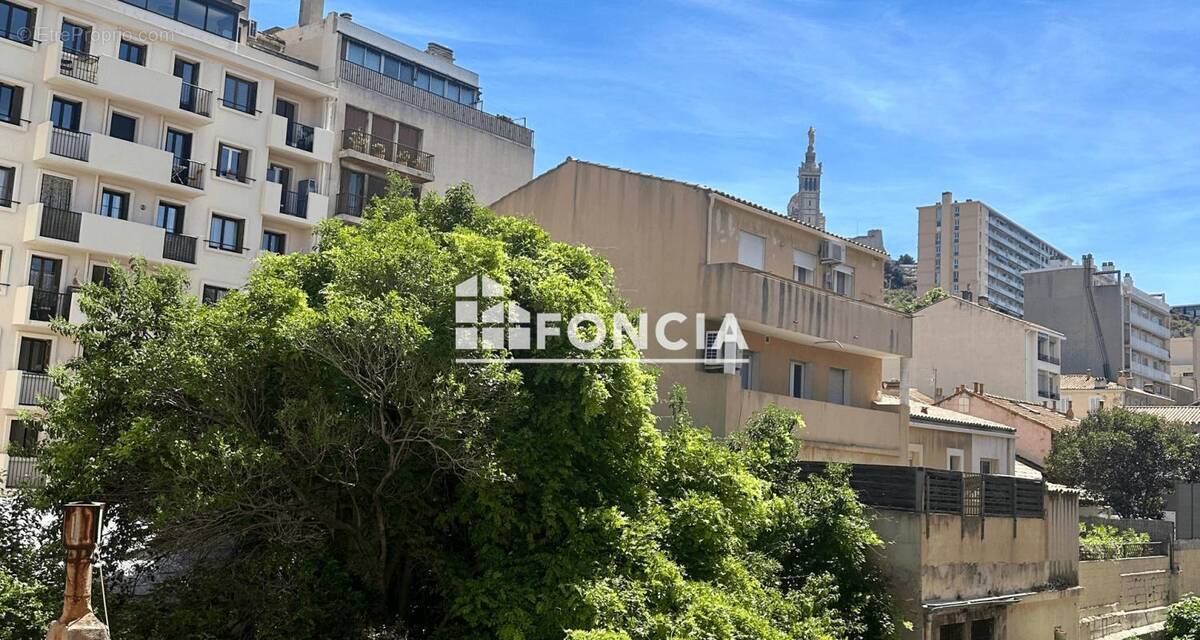 Appartement à MARSEILLE-7E