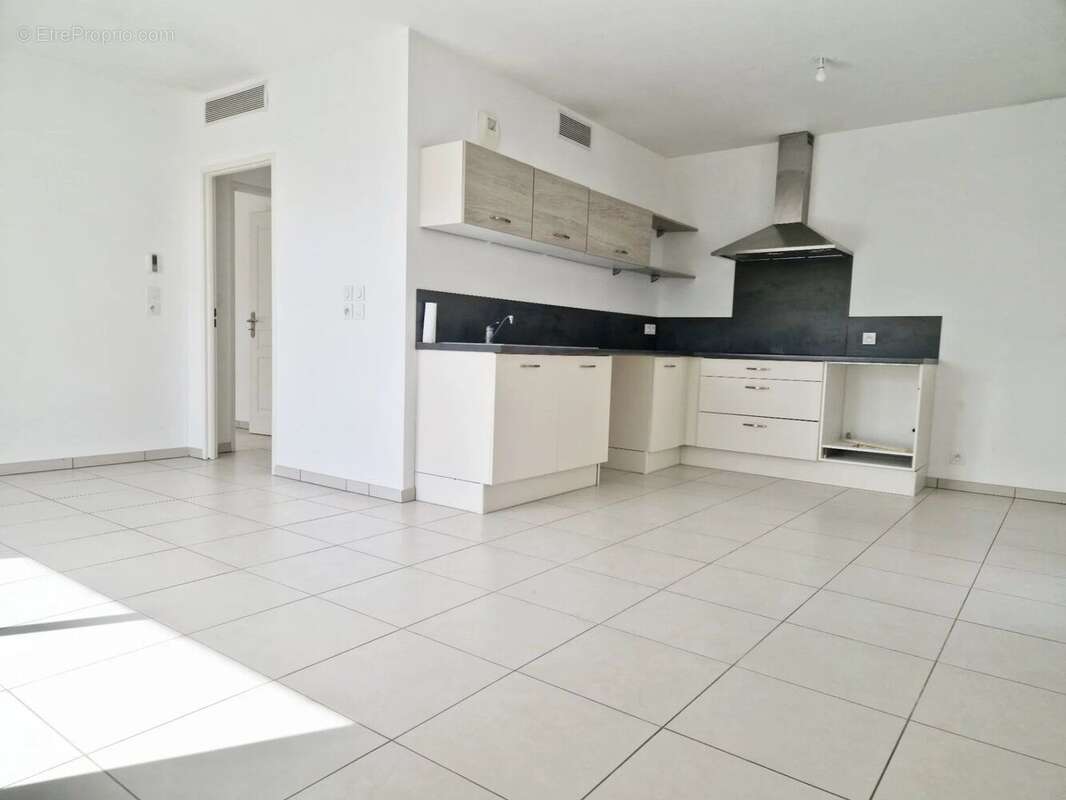 Appartement à SALON-DE-PROVENCE
