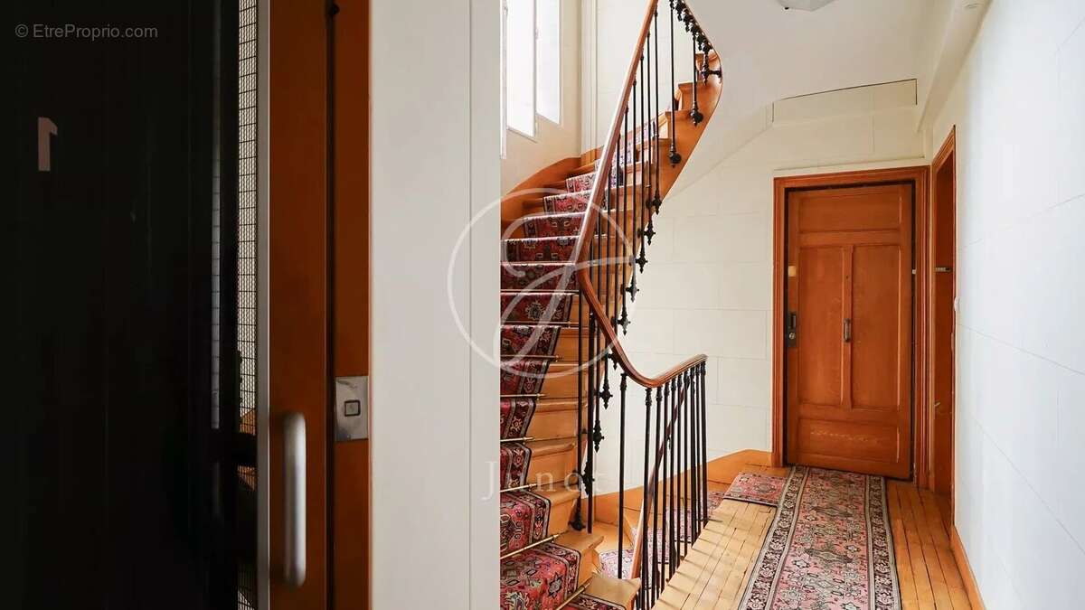 Appartement à BOULOGNE-BILLANCOURT