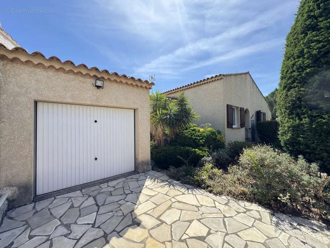 Maison à LA LONDE-LES-MAURES