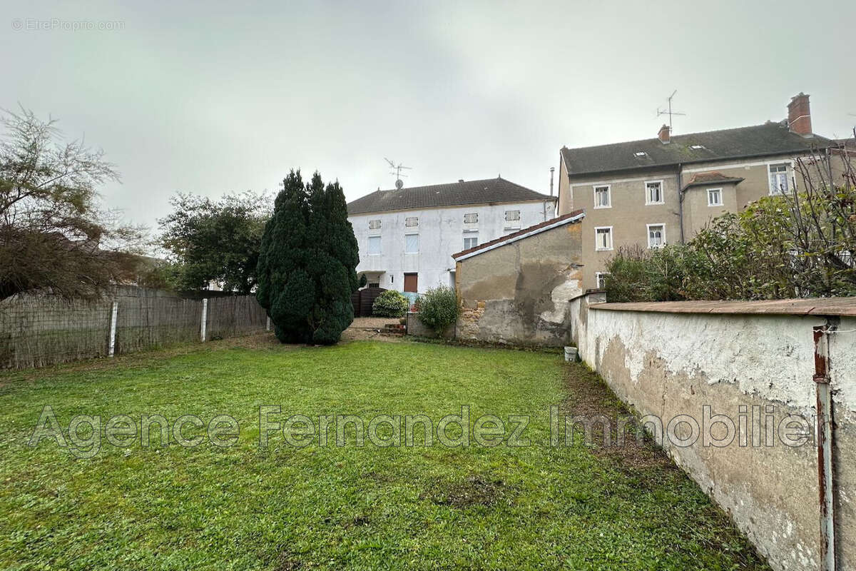 Maison 240 m² à Marcigny  - photo 5