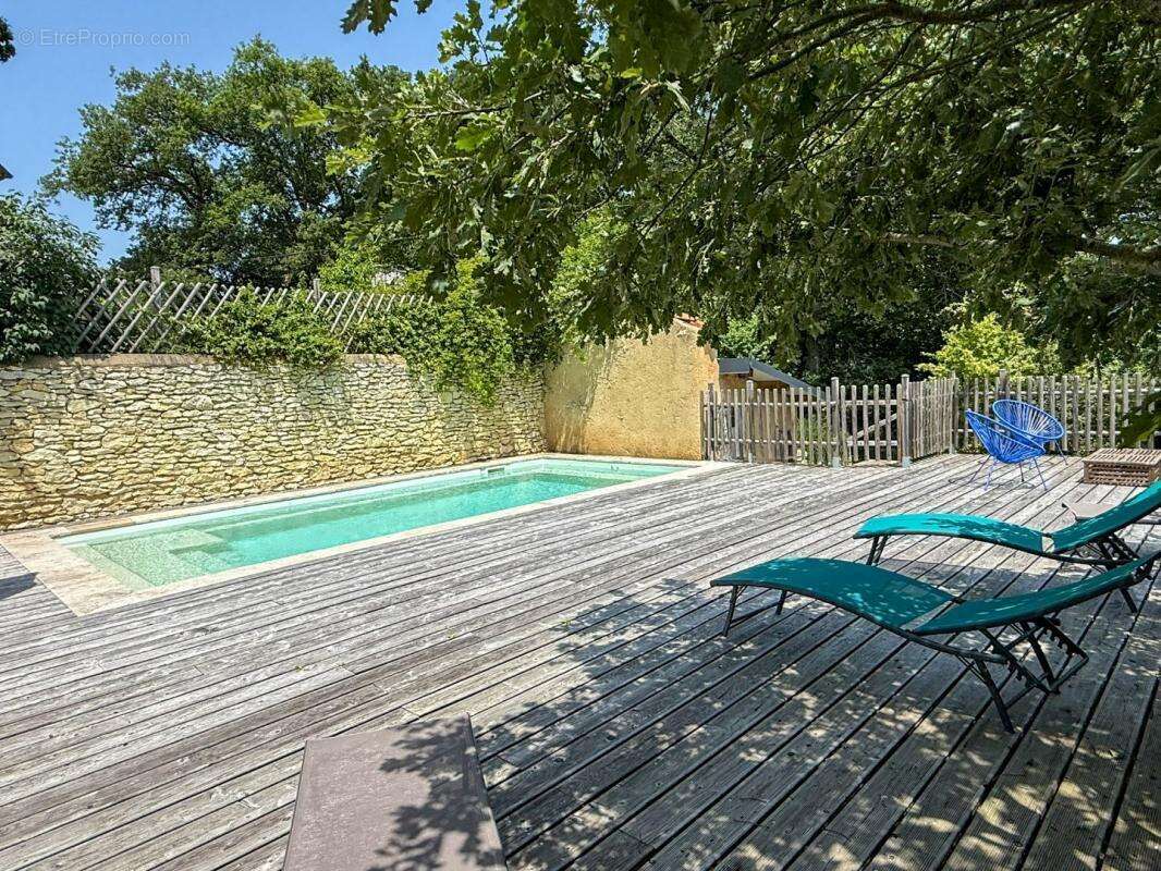 Maison à VIC-FEZENSAC