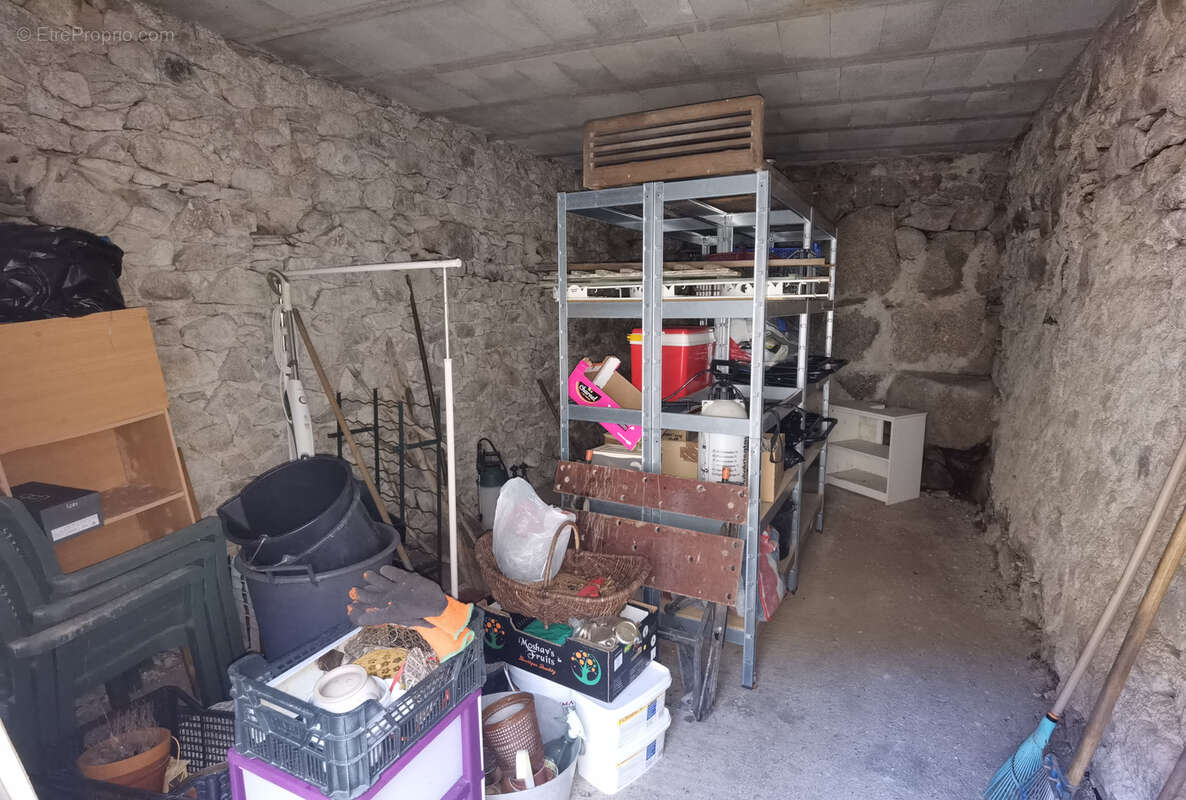 Maison de village à fort potentiel - photo 9