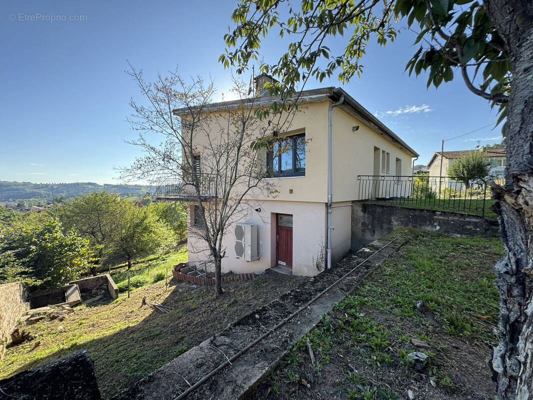 Photo 1 - Maison à AMPLEPUIS