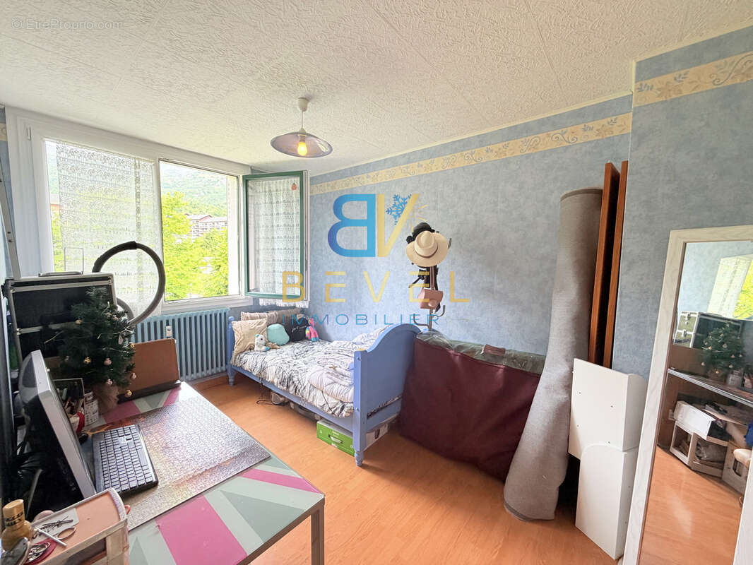 Appartement à SAINT-JEAN-DE-MAURIENNE