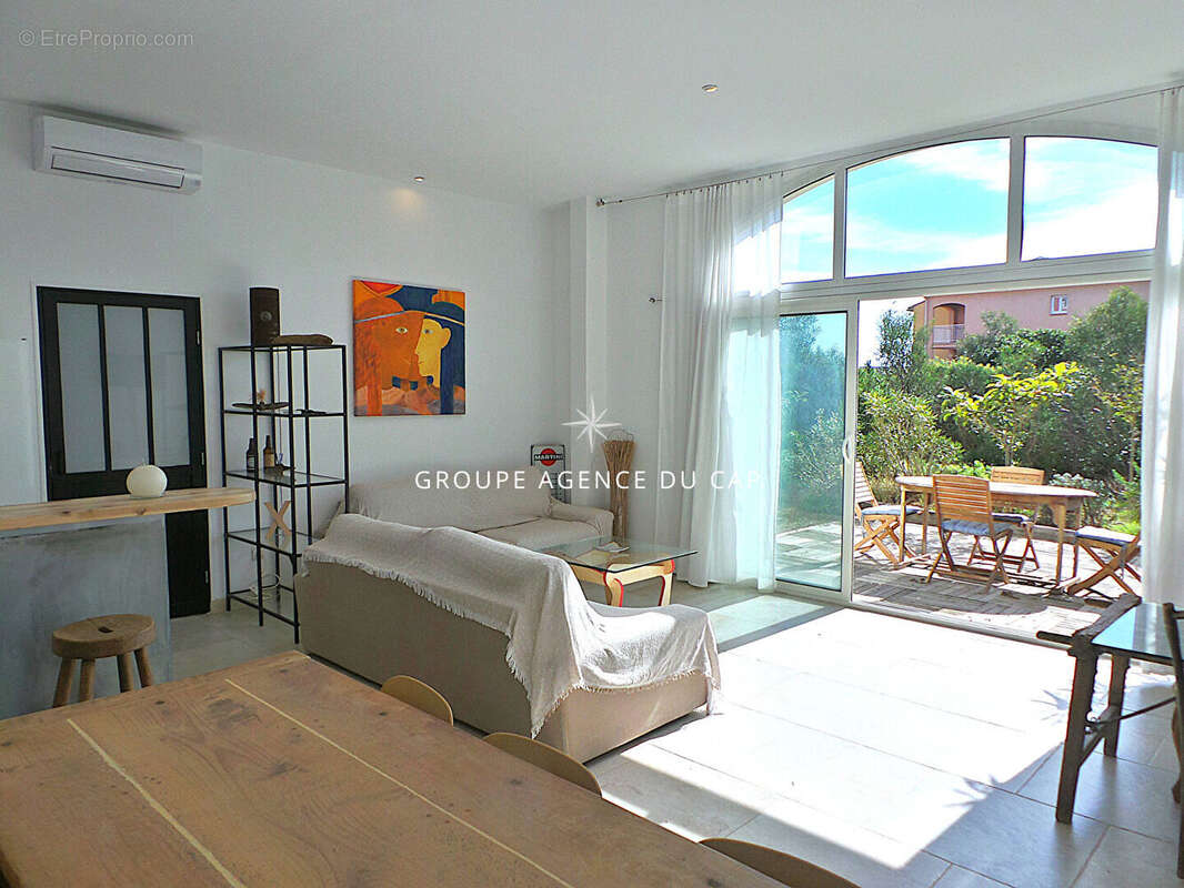 Appartement à LES ISSAMBRES