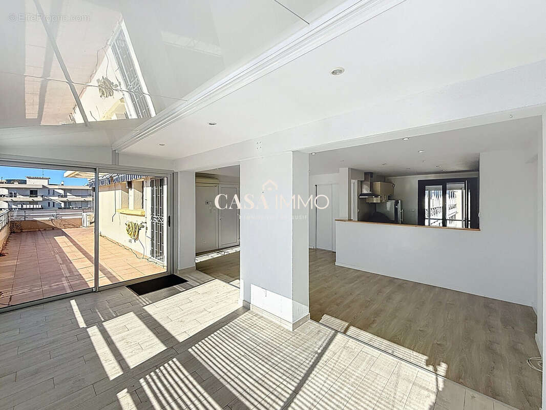 Appartement à HYERES