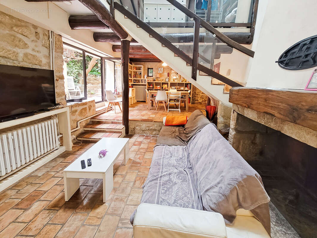 Maison à PELISSANNE