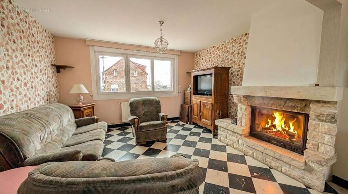 Maison à AVESNES-LE-SEC