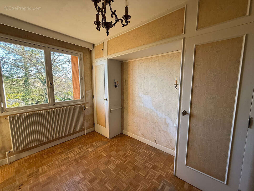 Maison à RIORGES
