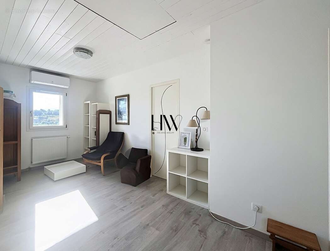 Maison contemporaine de 2019 – 4 chambres – Proche de toutes les commodités - ALLONZIER LA CAILLE (74) - photo 10