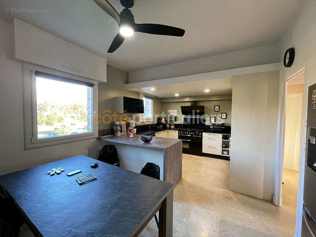 Grande maison,  bien située avec 8 chambres - photo 4