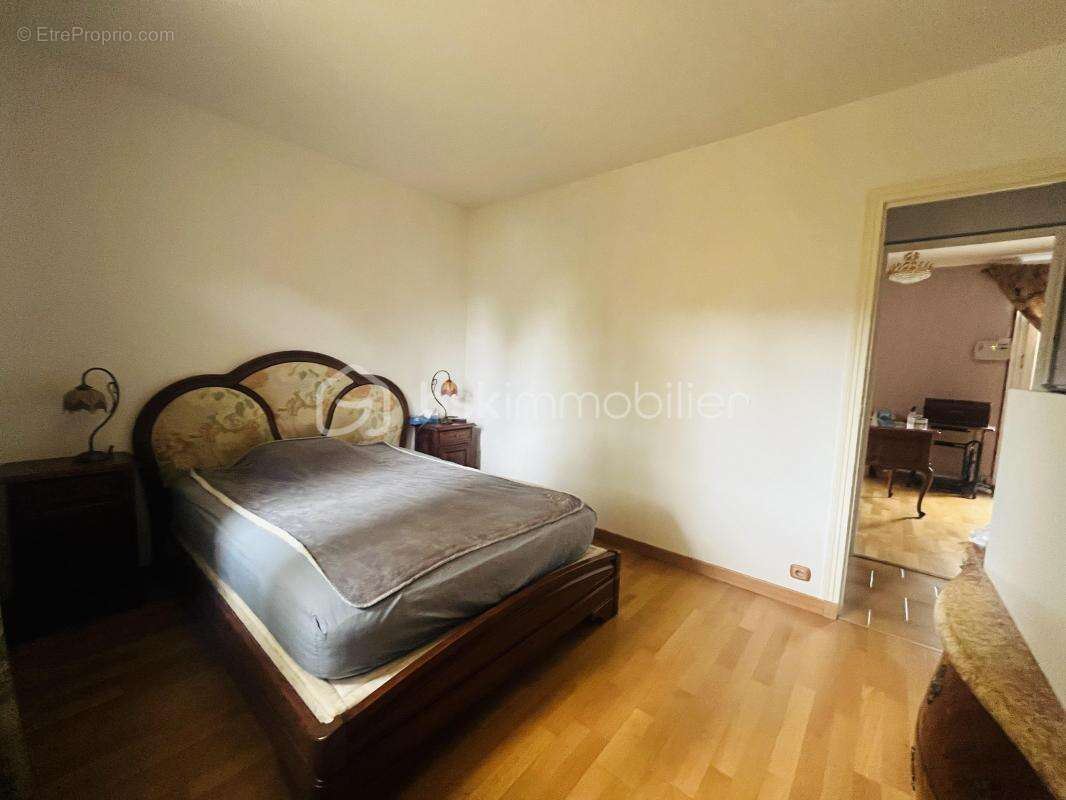 Maison à ROISSY-EN-BRIE