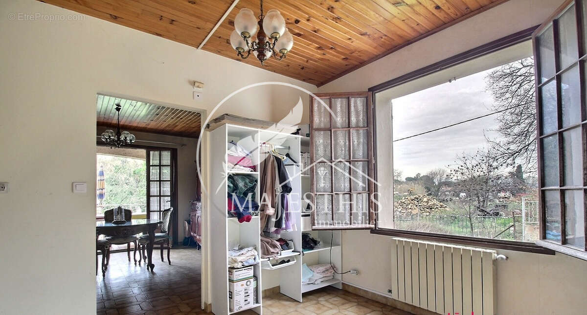 Maison à rénover de 150 m2, terrain au calme de 1872 m2 - photo 7