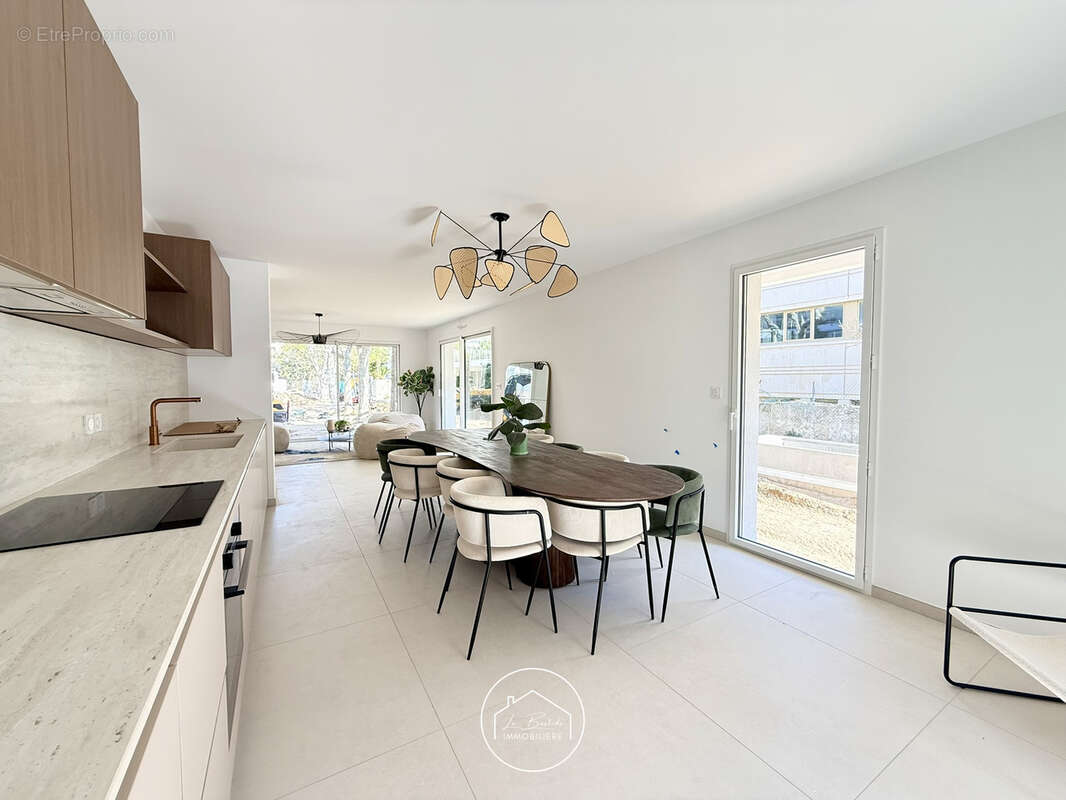 Appartement à MARSEILLE-8E