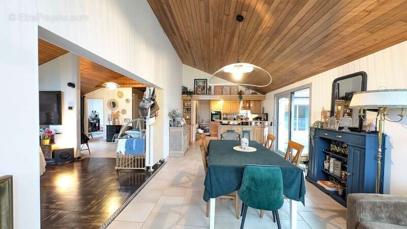 Maison à KERSAINT-PLABENNEC